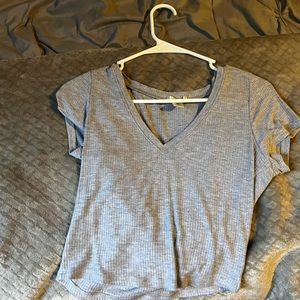 Light grey v neck size L